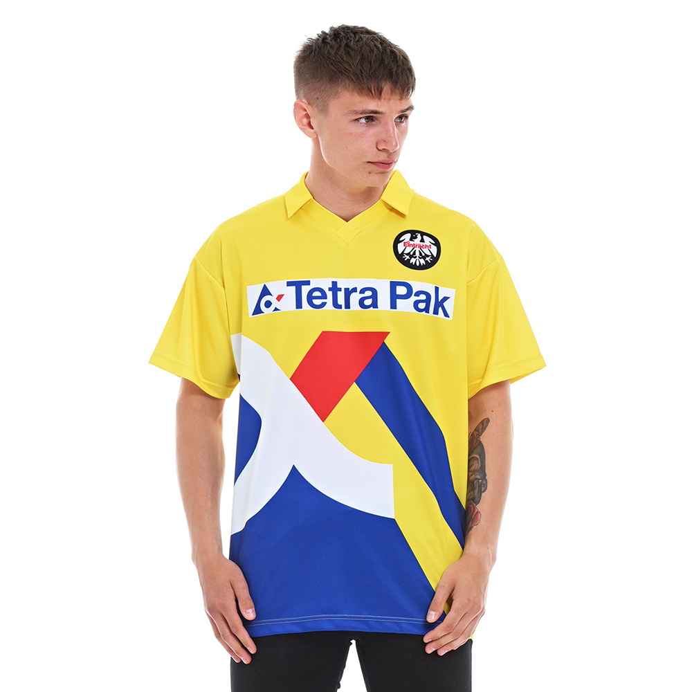Eintracht frankfurt online retro shirt