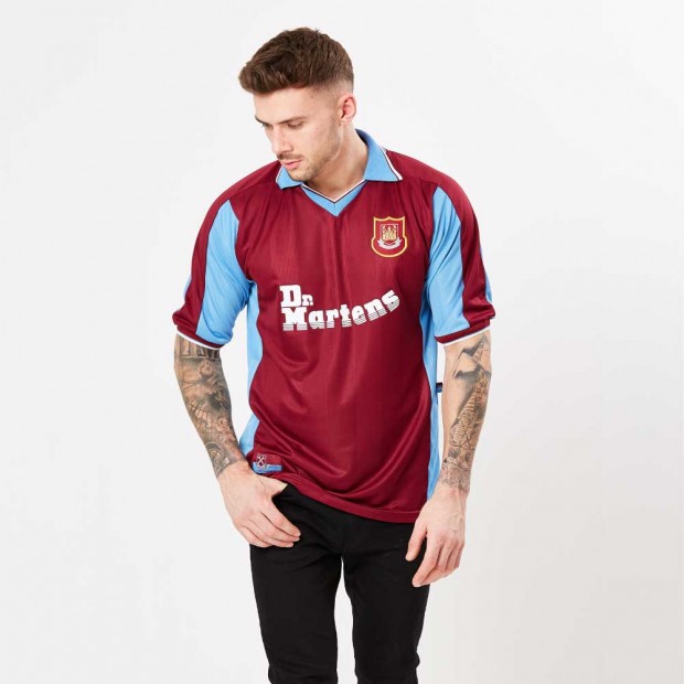 model of West Ham United 1998 shirt 