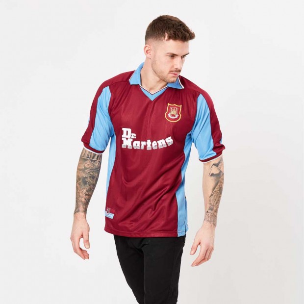 model of West Ham United 1998 shirt